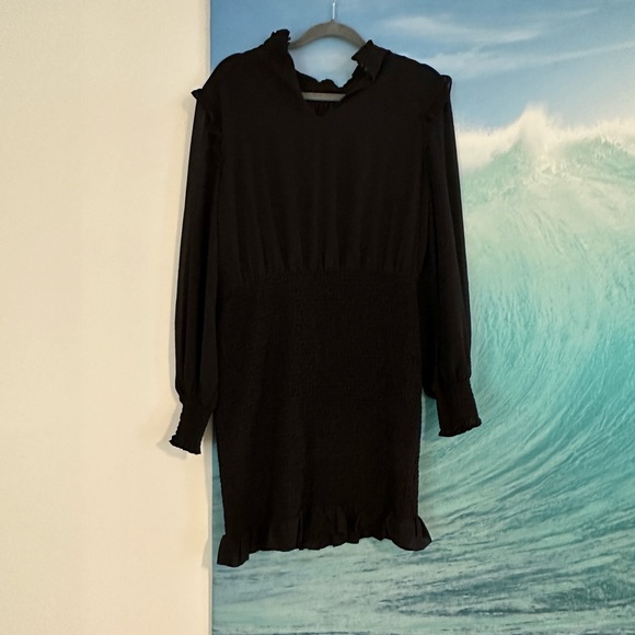 Black smocked dress - Picture 7 of 10